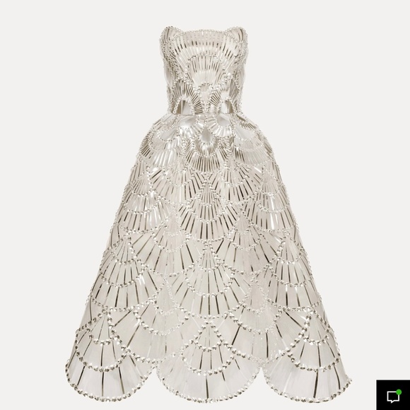 Oscar de la Renta Dresses & Skirts - Oscar de La Renta Sequin & Crystal Scallop Embroidered Gown